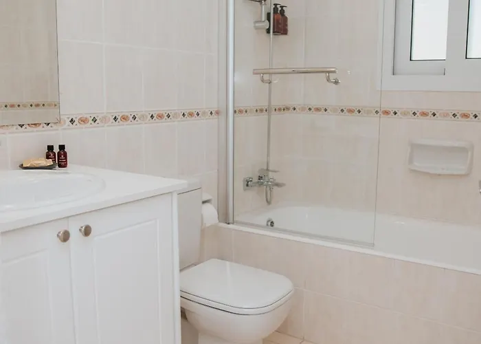 ヴィラ Aphrodite In Paradise Gardens - 3bd With Private Pool By Vichy Holidays パ フォス