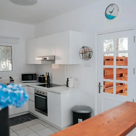 Aphrodite In Paradise Gardens - 3bd With Private Pool By Vichy Holidays Villa *