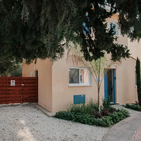 Aphrodite In Paradise Gardens - 3bd With Private Pool By Vichy Holidays Villa
