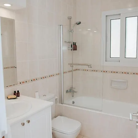 Villa Aphrodite In Paradise Gardens - 3bd With Private Pool By Vichy Holidays Pafos