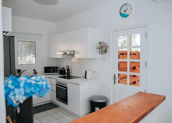 Aphrodite In Paradise Gardens - 3bd With Private Pool By Vichy Holidays Vila *