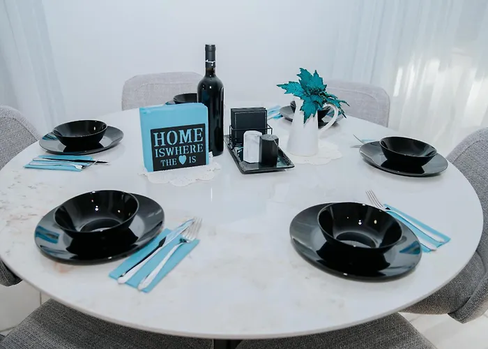 Aphrodite In Paradise Gardens - 3bd With Private Pool By Vichy Holidays *